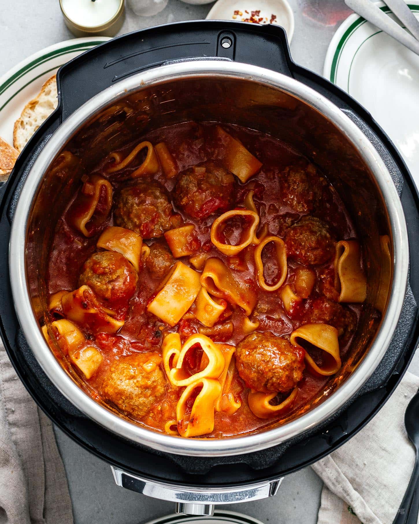 instant pot pasta and meatballs | sharefavoritefood.com
