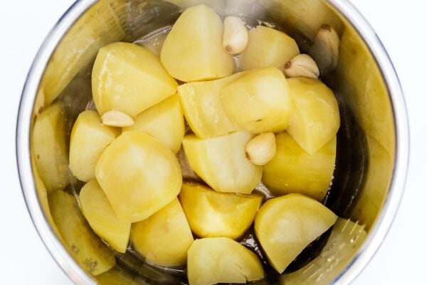 potatoes in instant pot | sharefavoritefood.com
