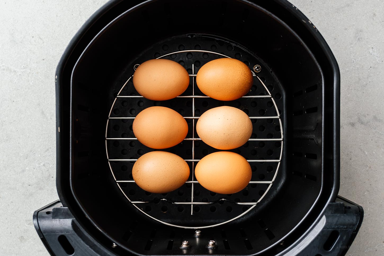 air fryer eggs | sharefavoritefood.com