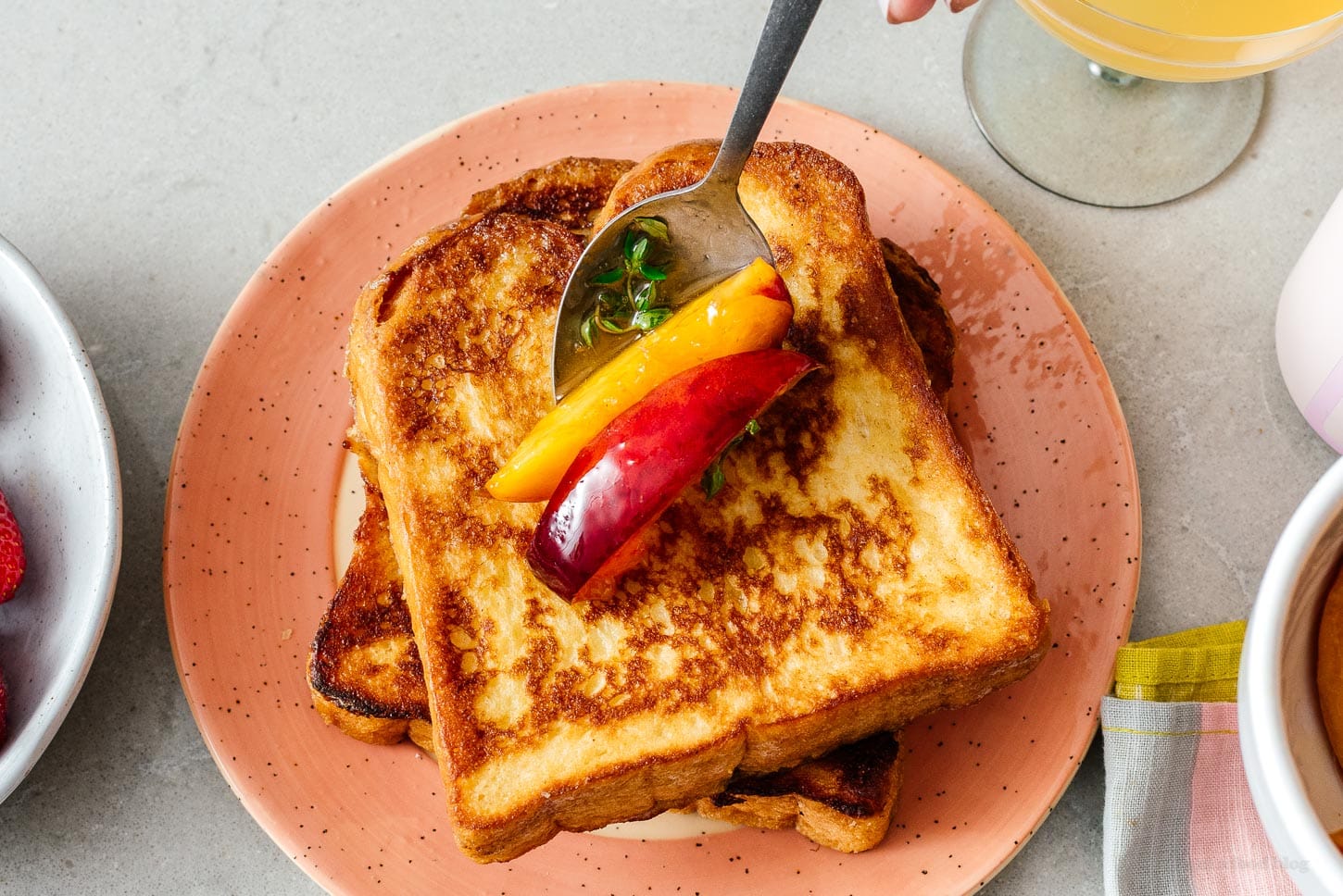 peach french toast | sharefavoritefood.com