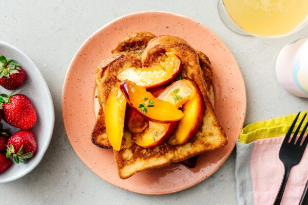 brioche french toast with peaches | sharefavoritefood.com