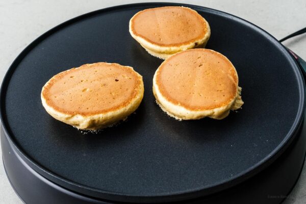 flipped keto souffle pancakes | sharefavoritefood.com
