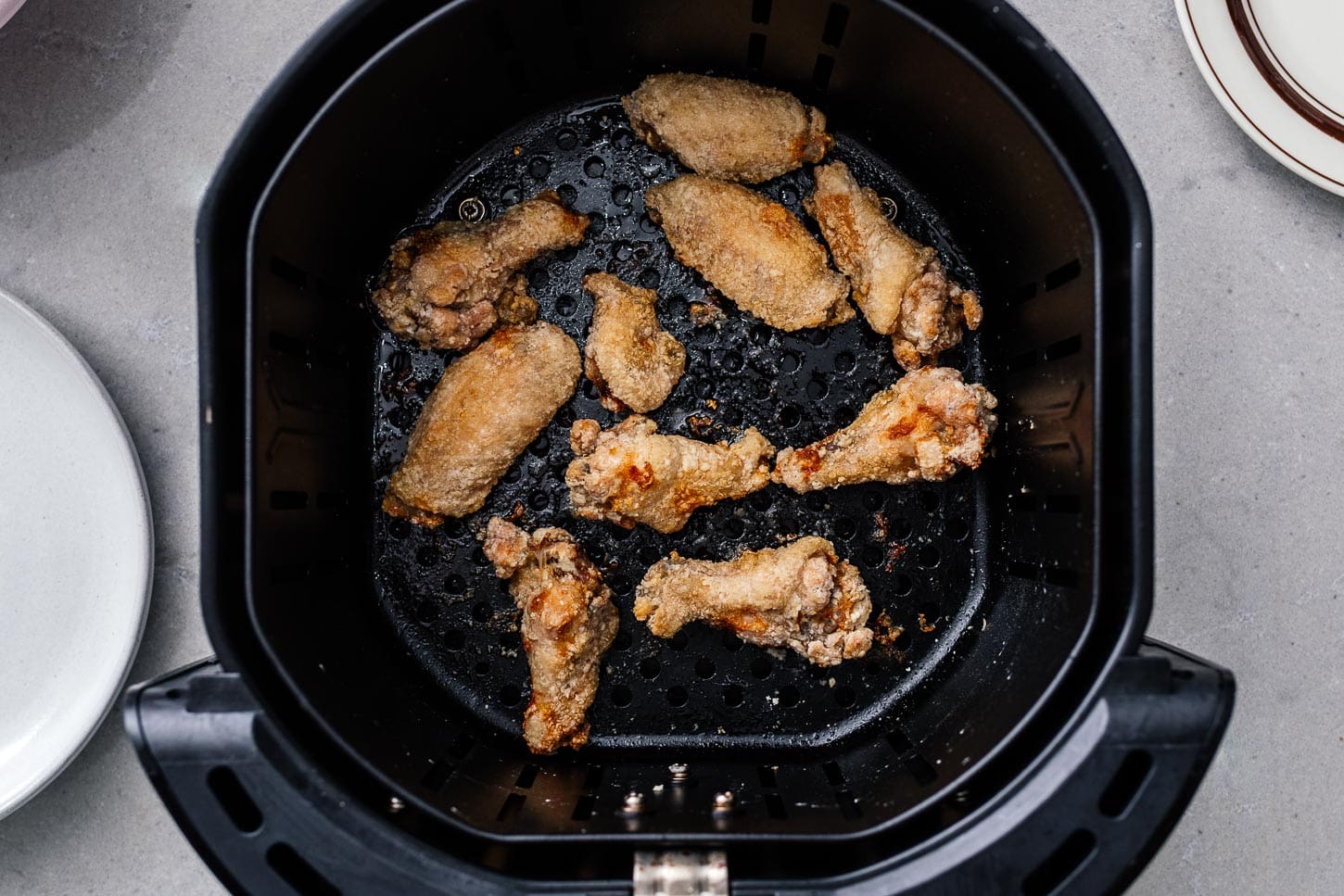 air fried chicken wings | sharefavoritefood.com
