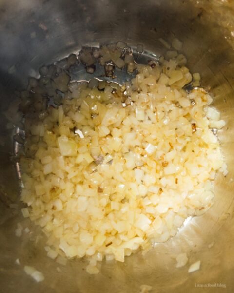 Saute your onions in an Instant Pot | sharefavoritefood.com